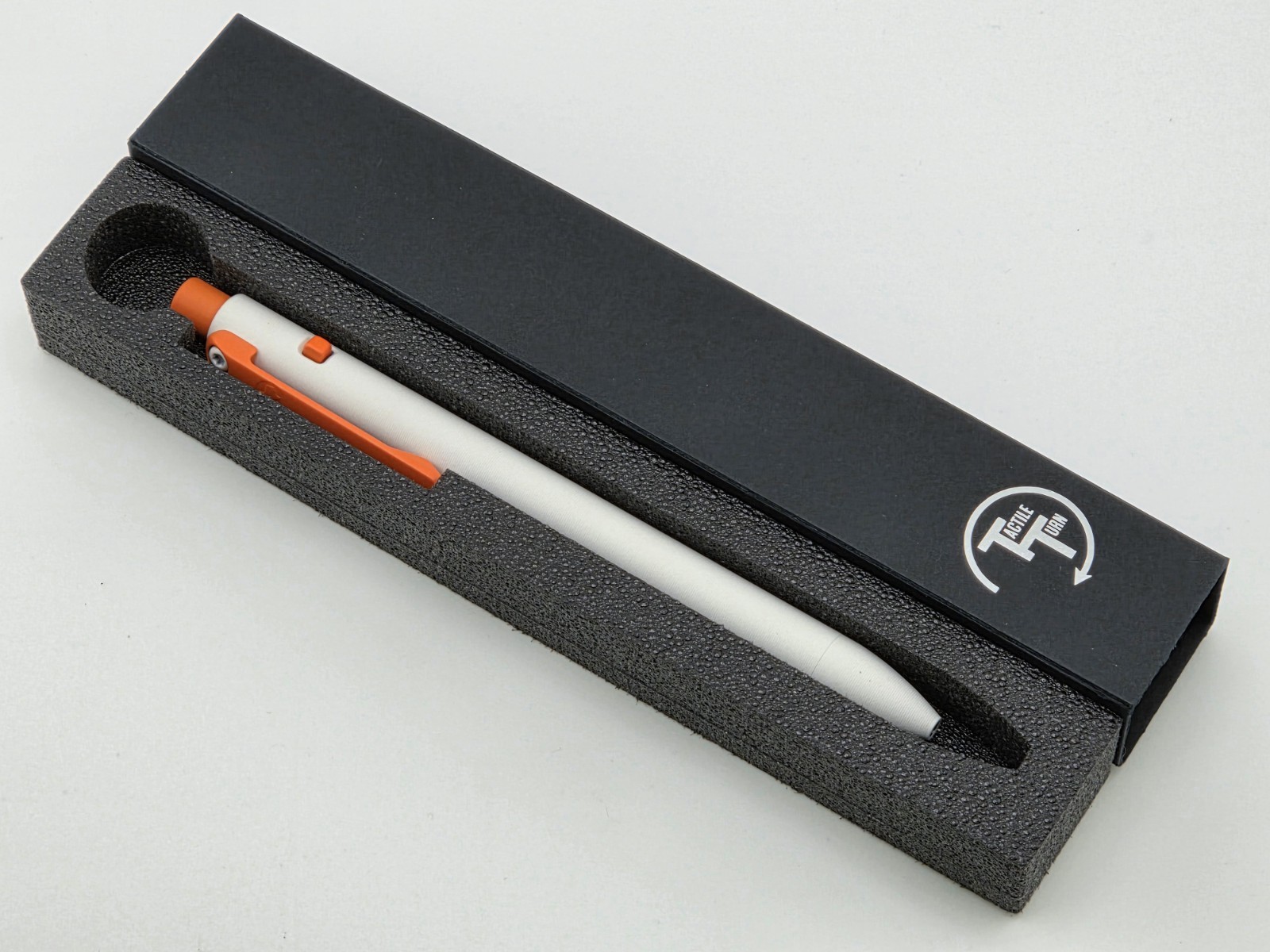 NEW Tactile Turn Whataburger Orange/White 2024 Texas Blade Show Short Click Pen 