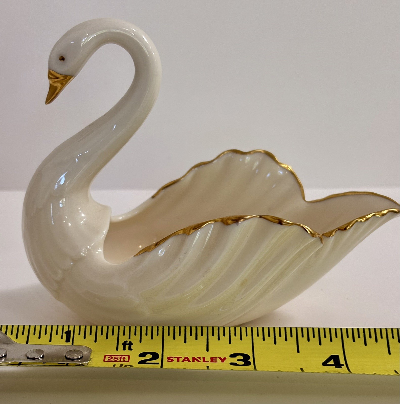 Lenox Swan Figurine 3