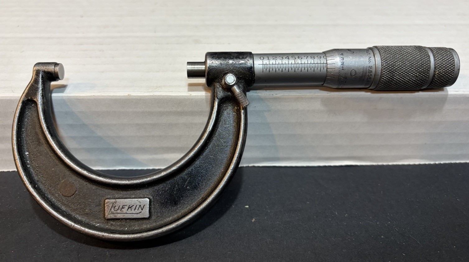 Vintage Lufkin No. 1962 Outside Micrometer 1” to 2” USA