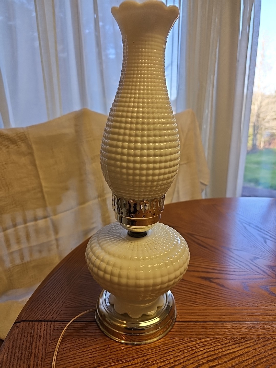 Vintage white Milk Glass Table Lamp Hobnail Pattern