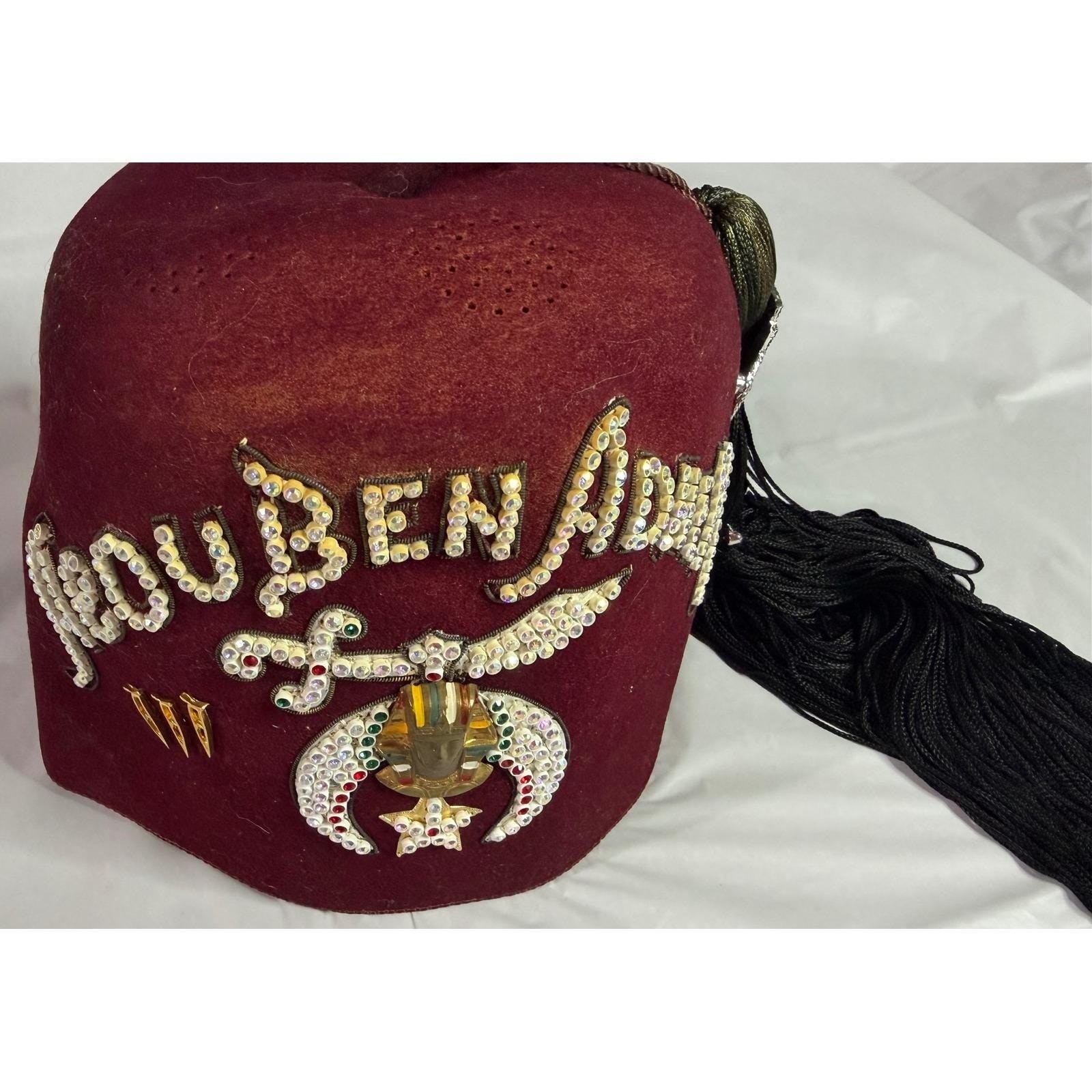 Vintage Shriners Abou Ben Adhem Fez Hat Burgundy Wool Rhinestone Tassel S300 Vintage Shriners Abou Ben Adhem Fez Hat Burgundy Wool Rhinestone Tassel S300