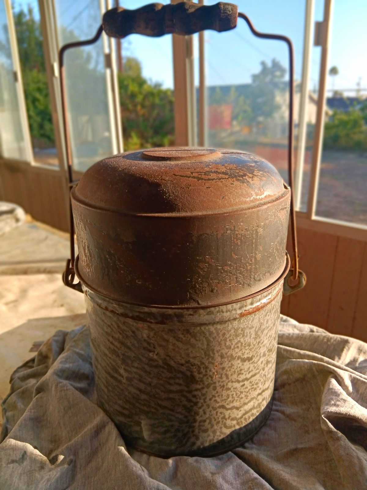 Mid-century Lunch Pail - Vintage Americana -