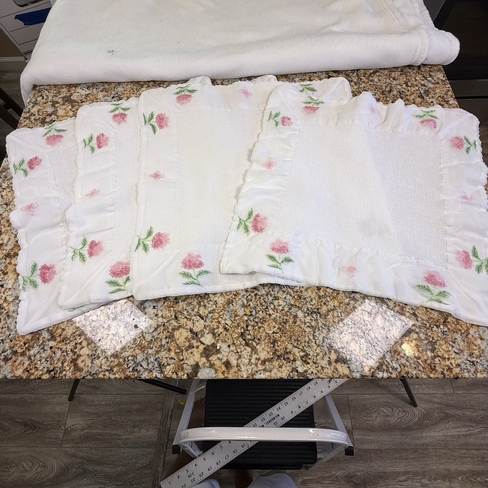 Vintage Embroidered Table Linens Lot 5pc Pink Floral Ruffle White Cottage Decor
