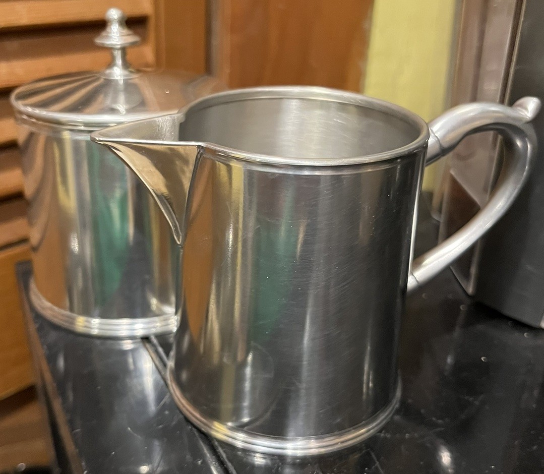 Excellent Stieff Vintage OLD STURBRIDGE VILLAGE Pewter Pitcher & Covered Sugar Excellent Stieff Vintage OLD STURBRIDGE VILLAGE Pewter Pitcher & Covered Sugar