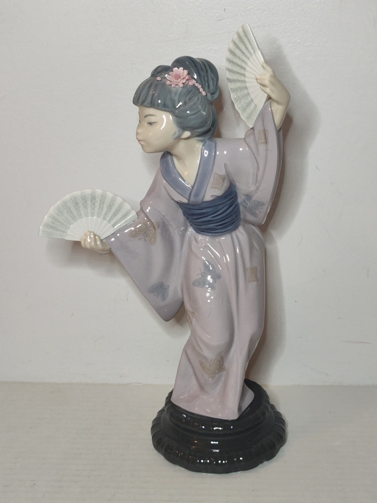 Vtg Lladro Madame Butterfly Japanese Woman with Fans Porcelain Figure 12\