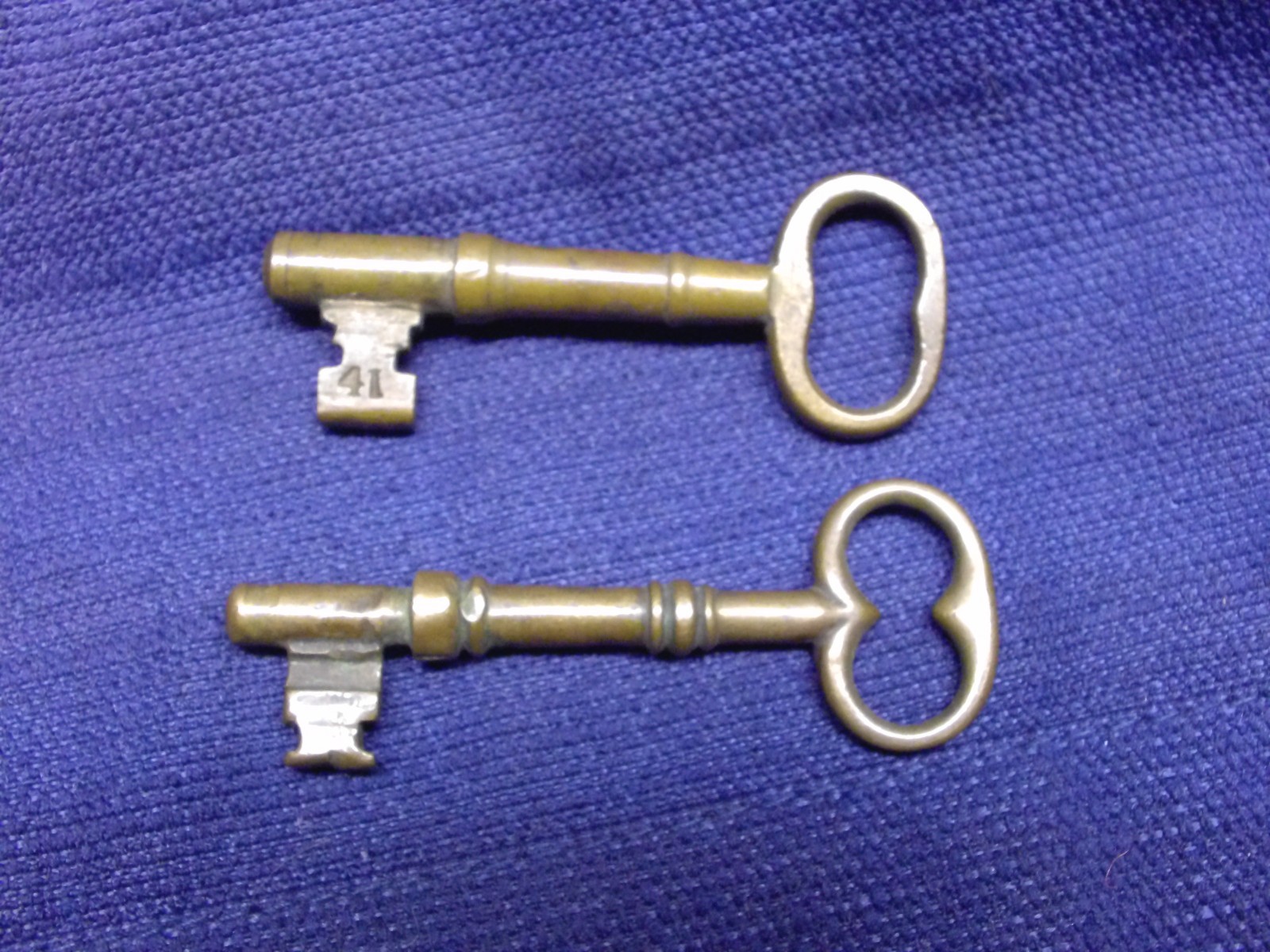 Lot of 2 Antique Vintage Brass Skeleton Keys Lot of 2 Antique Vintage Brass Skeleton Keys