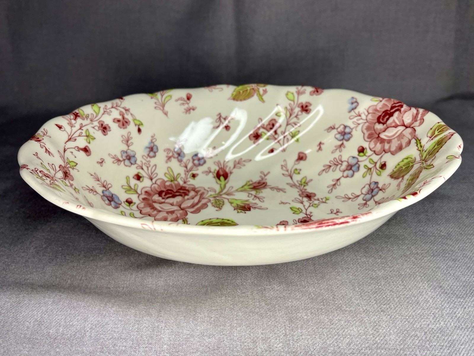 Vtg Johnson Brothers Rose Chintz Oval Serving Vegetable Bowl 9” Collectible ￼