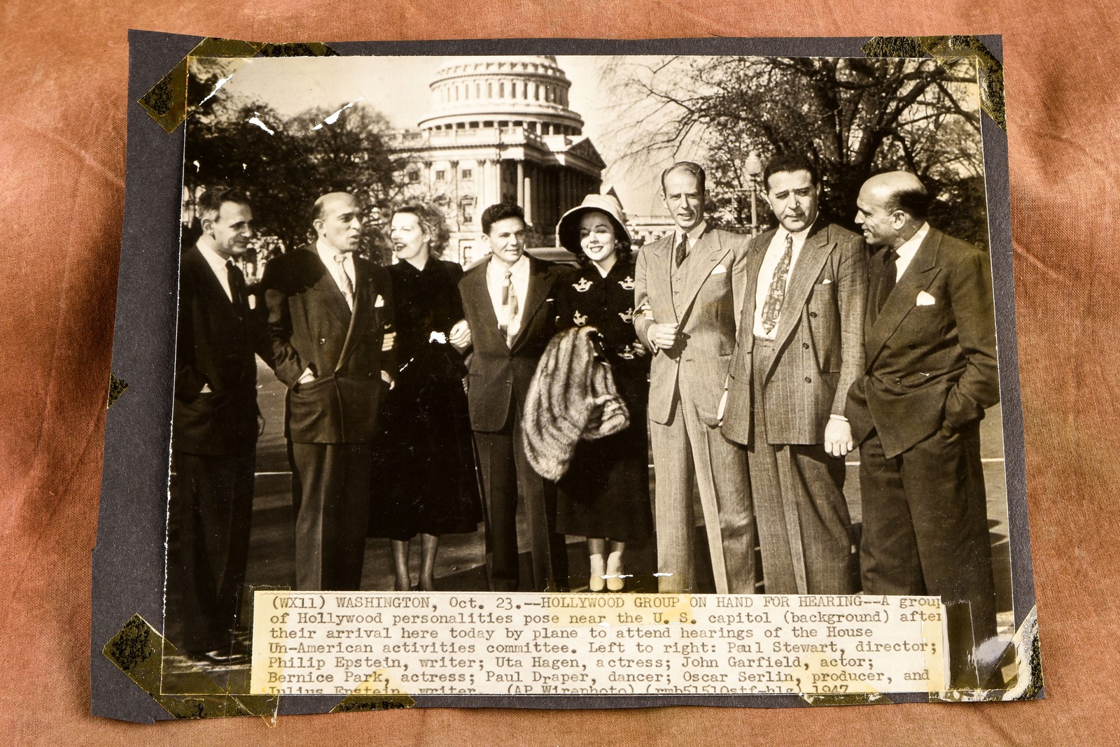 Hollywood Stars HUAC Un-American Activities Hearing 8¾x6¾ 1947 AP Wire Photo V33