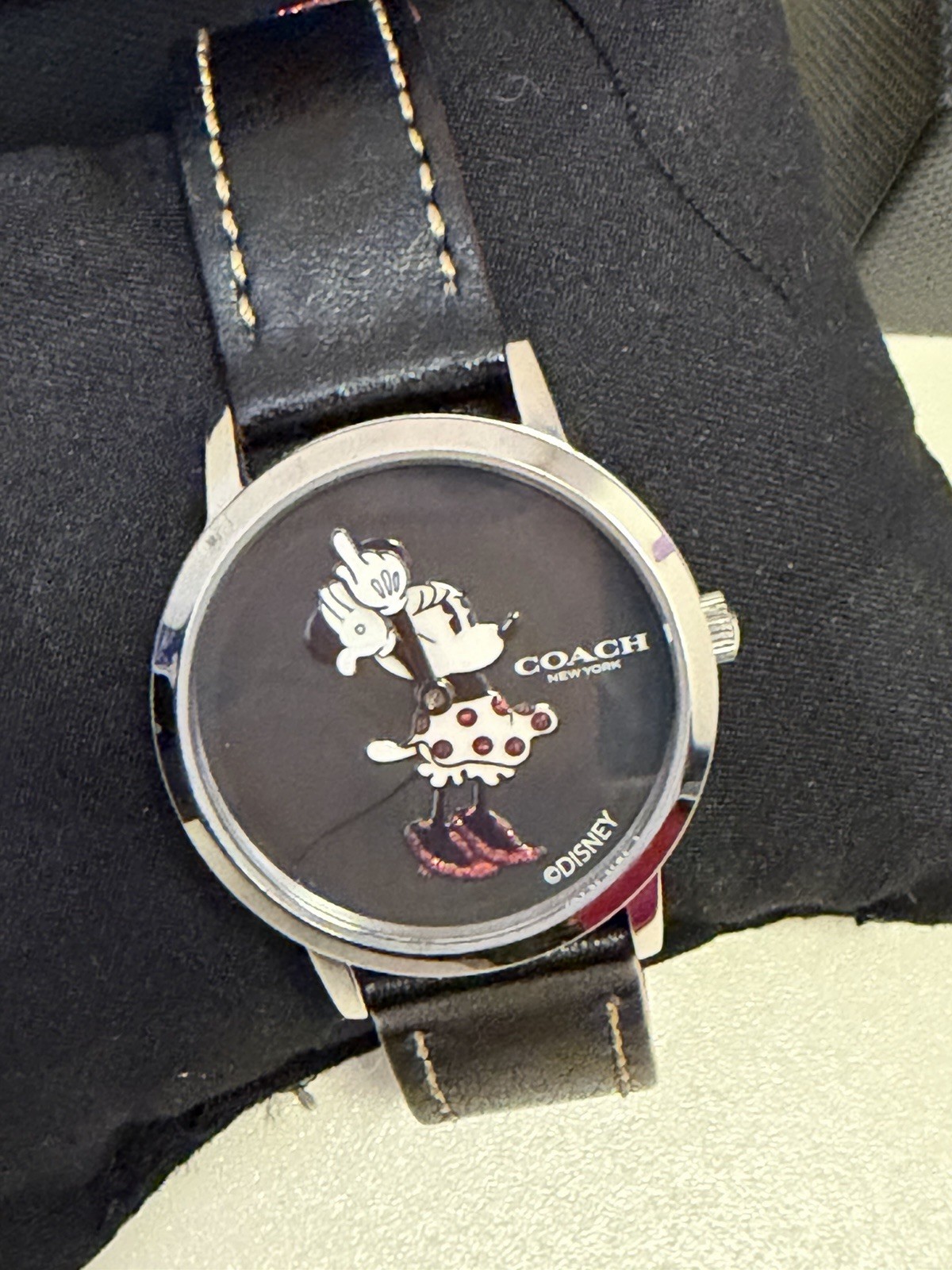 Coach x Disney Minnie Mouse Watch Leather 35mm Box CA.119.7.14.1552
