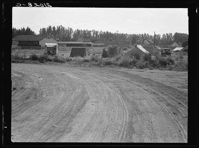 Photo:Malin Oregon 1939 Squatter Camp Entering Potato Town