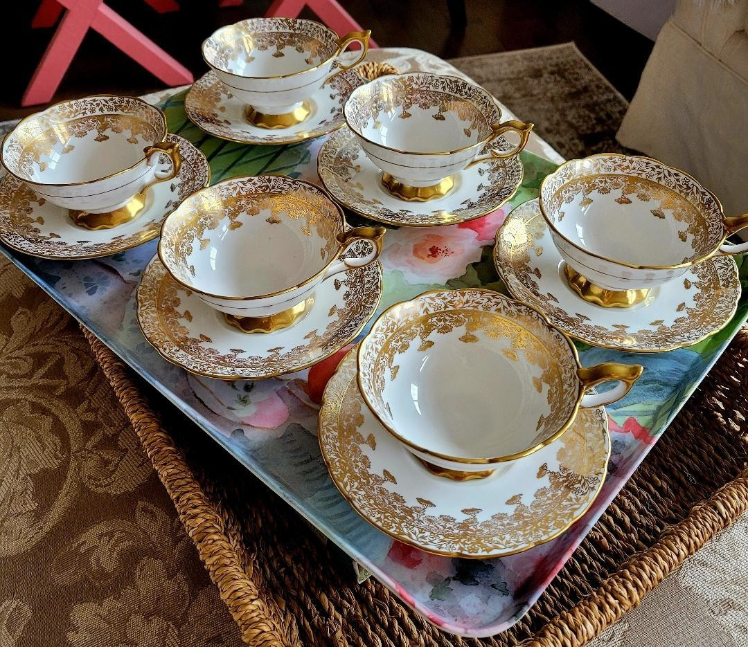 SALE Gorgeous Vtg Set of 6 Royal Stafford Gold Regent Teas + Saucers Pristine SALE Gorgeous Vtg Set of 6 Royal Stafford Gold Regent Teas + Saucers Pristine