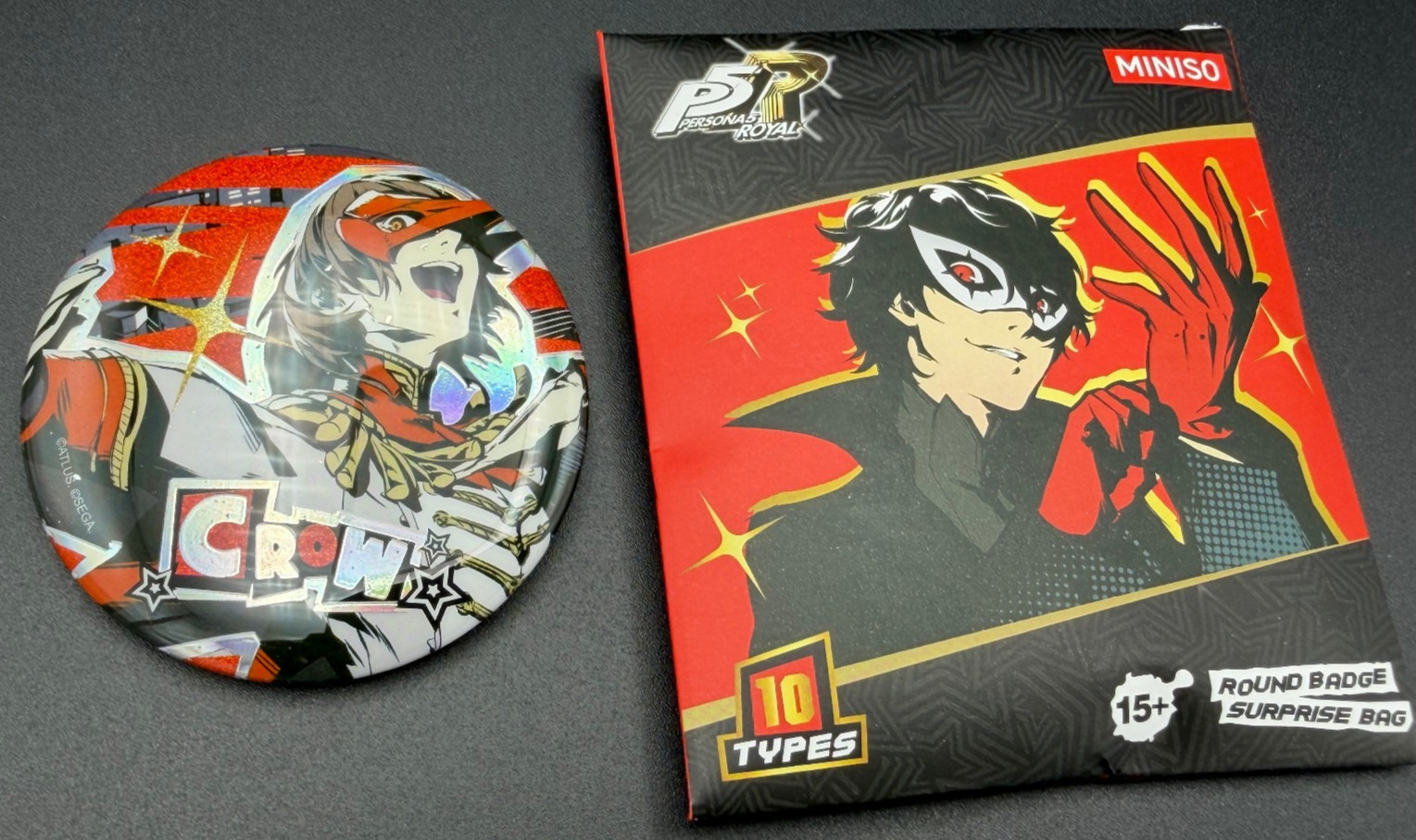 Persona 5 Glitter Round Badge Button Pin Miniso Crow Goro Akechi Persona 5 Glitter Round Badge Button Pin Miniso Crow Goro Akechi