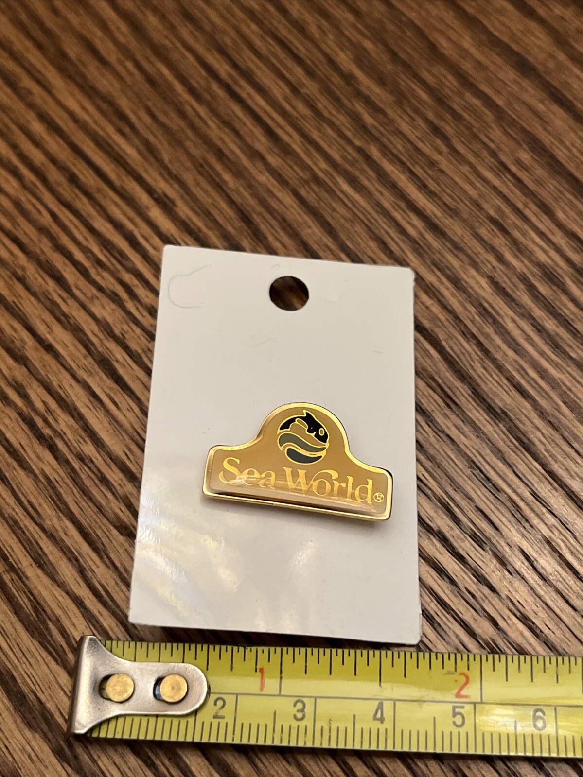 Seaworld Adventure Parks Vintage Old Logo New On Card 