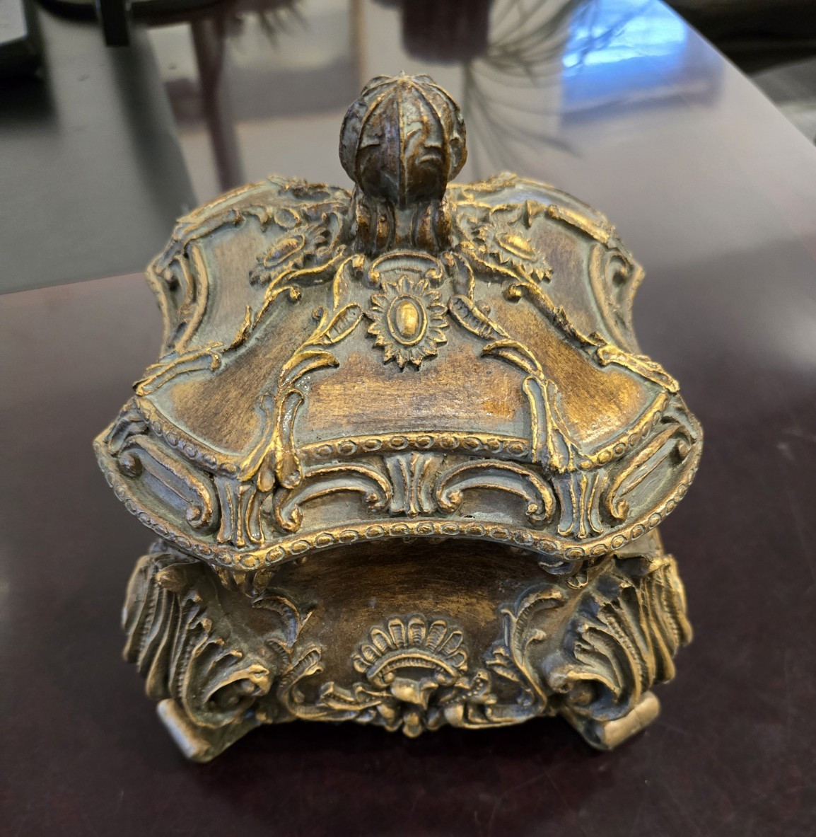 Ornate Vintage-Style Gold/Bronze Tone Trinket Box with Lid