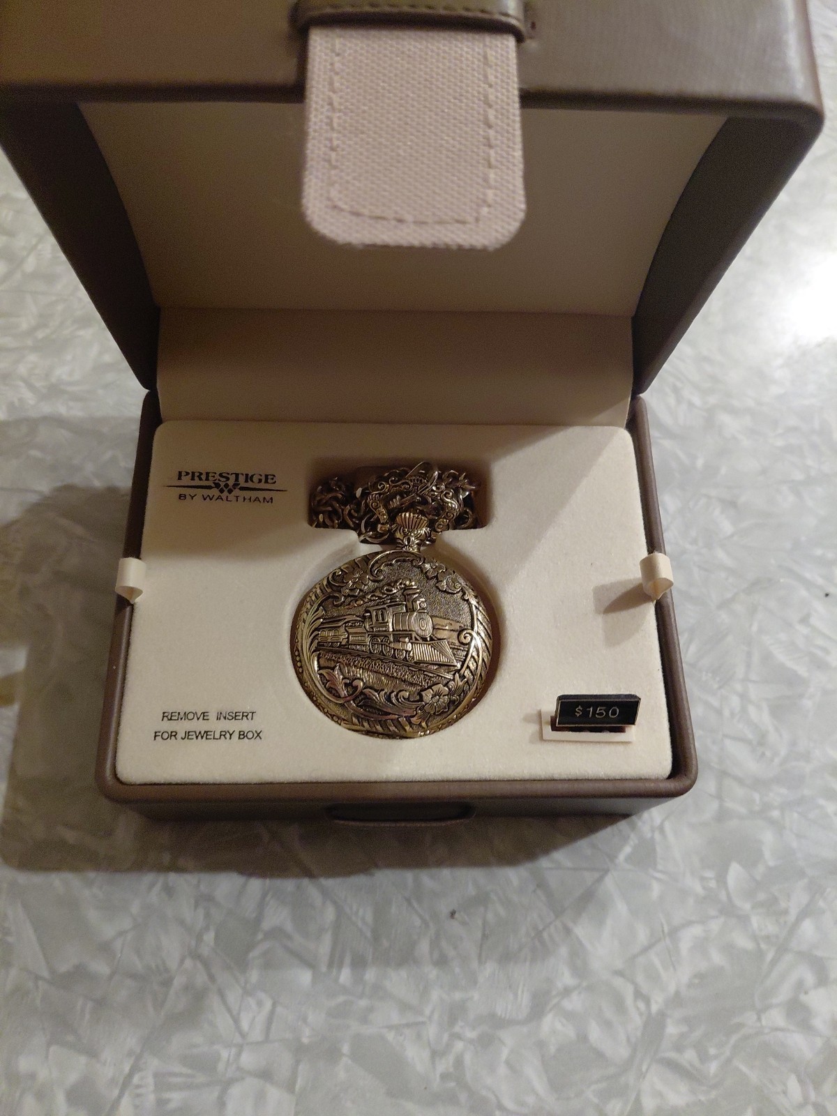 prestige by waltham watch Train