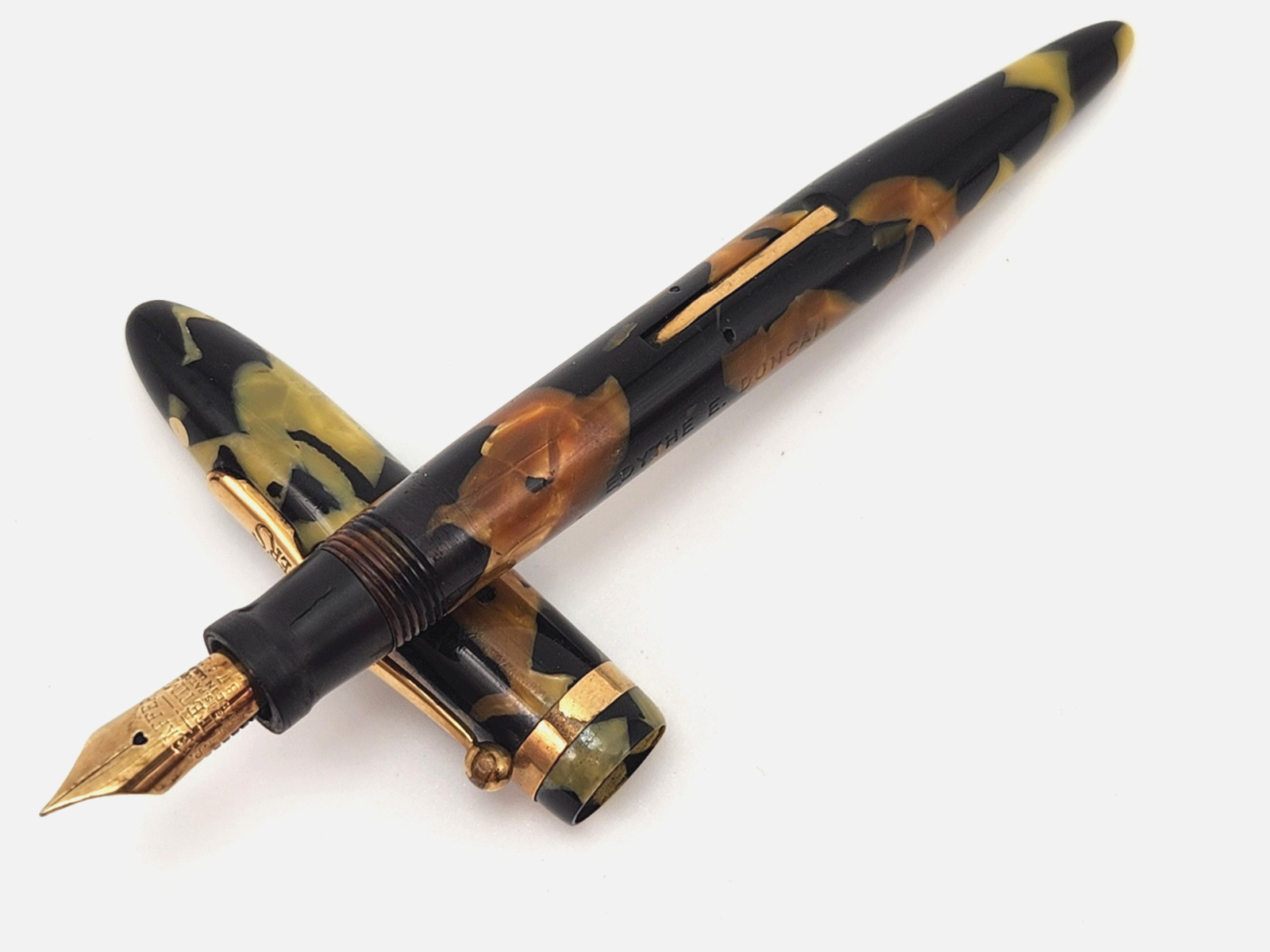 Vintage Sheaffer's Fountain Pen Lifetime Black And Pearl White Dot