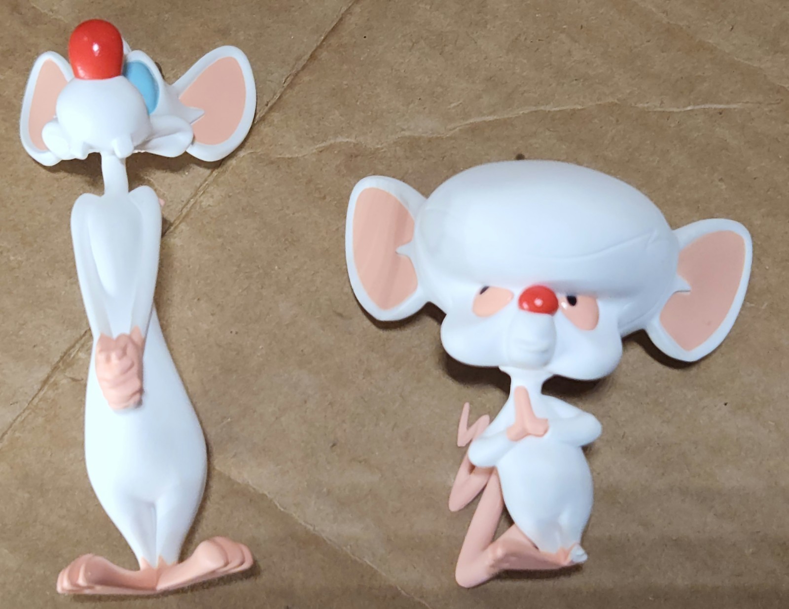 2022 Hallmark Keepsake Ornament - Animaniacs - Pinky & The Brain - READ DESC.