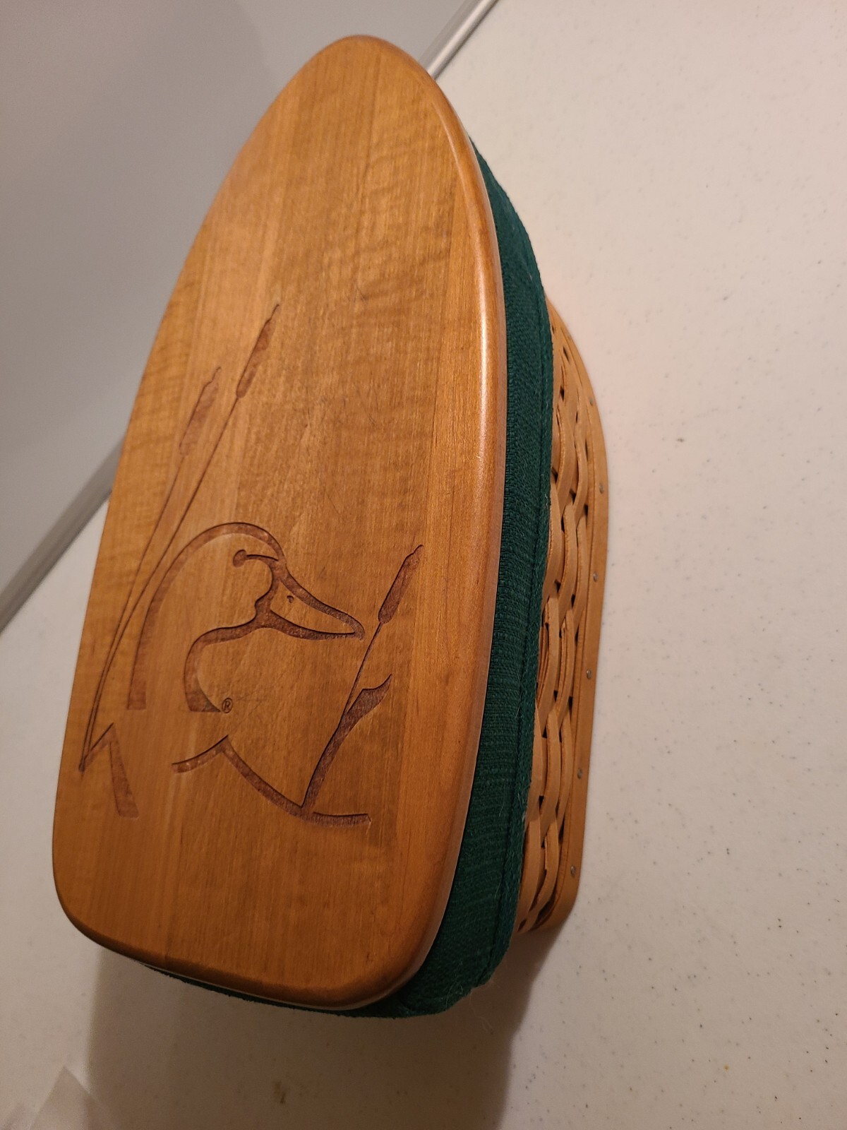 Ducks Unlimited - Extremely Rare Lasered Longenburger Basket with lid and liner.