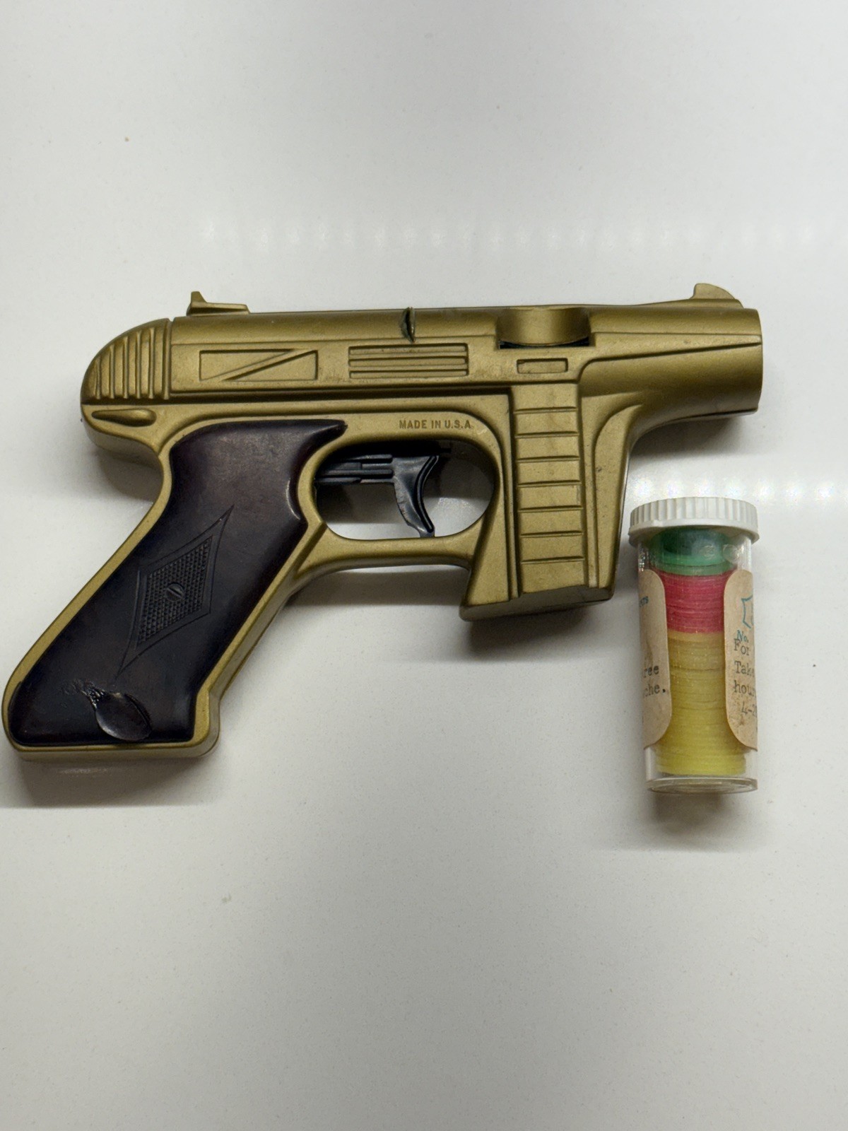 Vintage 1970s, Ray Line Gun, Tracer Disc Projecting Shooter, Gold/Star Trek Gun Vintage 1970s, Ray Line Gun, Tracer Disc Projecting Shooter, Gold/Star Trek Gun