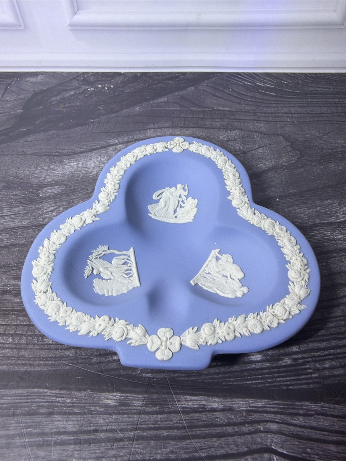 Vtg Wedgwood Blue Jasperware Clover Divided Trinket Dish Card Tray England