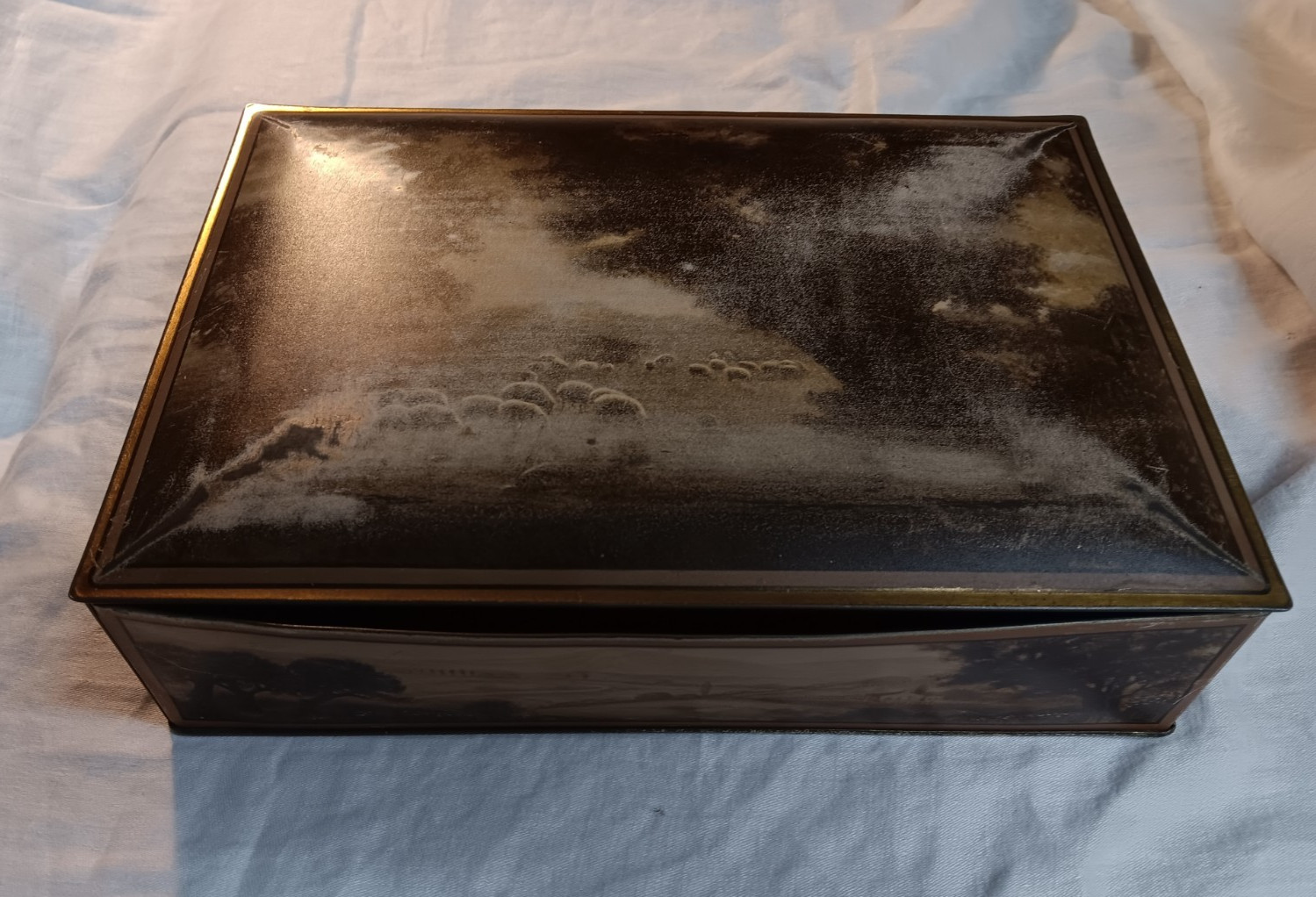 Vintage Uneeda NBC Metal Tin Box Hinged Lid Gold Tone Storage Container