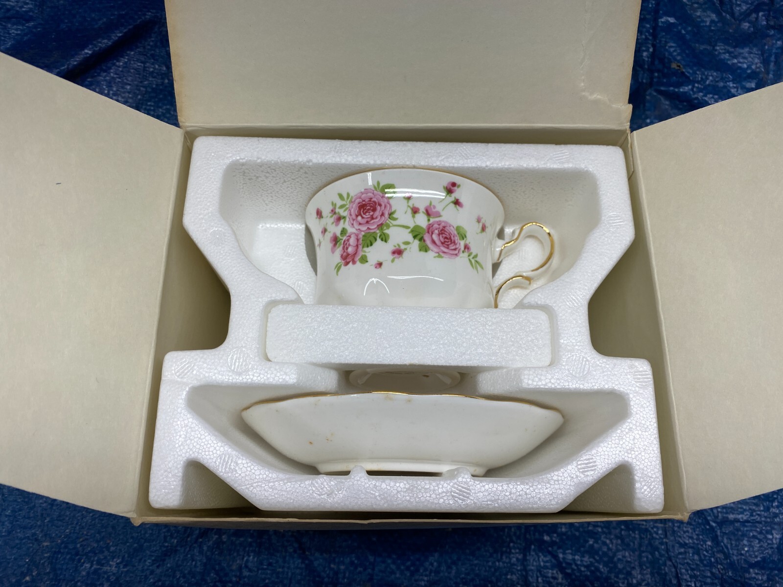 Avon 1974 Pink Roses Tea Cup and Saucer Fine Bone China Gold Trim England Flower
