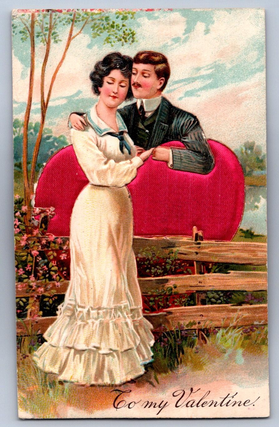 K60/ Valentine\'s Day Love Holiday Postcard c1910 Silk Heart Couple Love 95