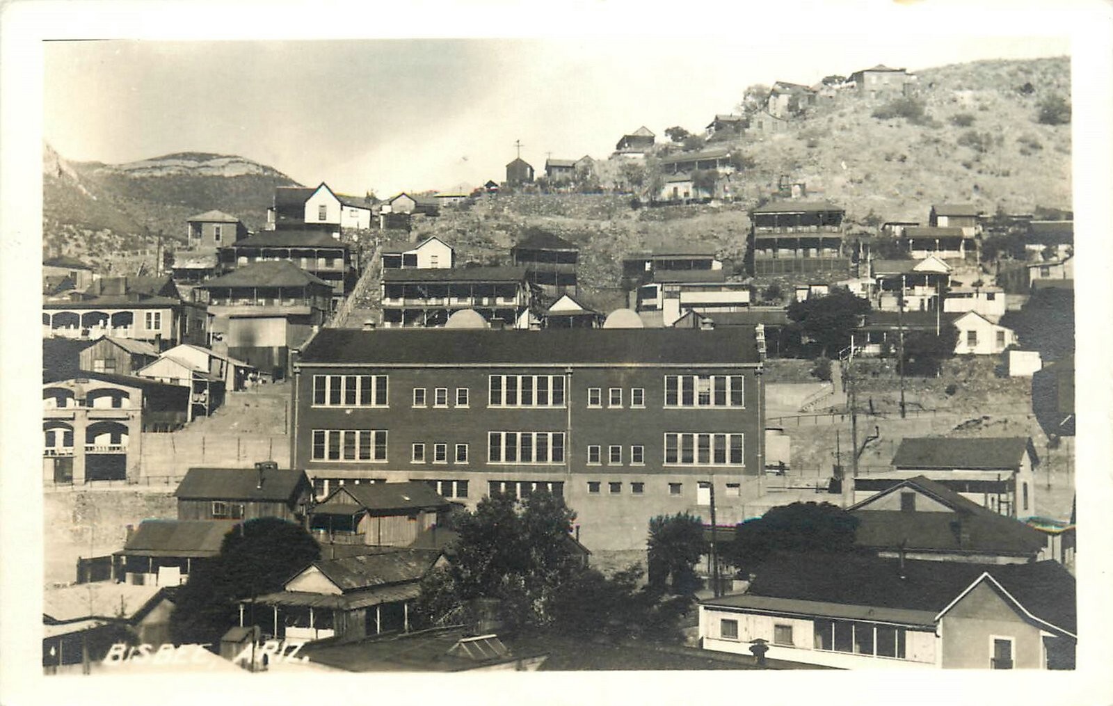 Postcard RPPC Bisbee Arizona Birdseye View  beautiful Ghost mining town 24-5660