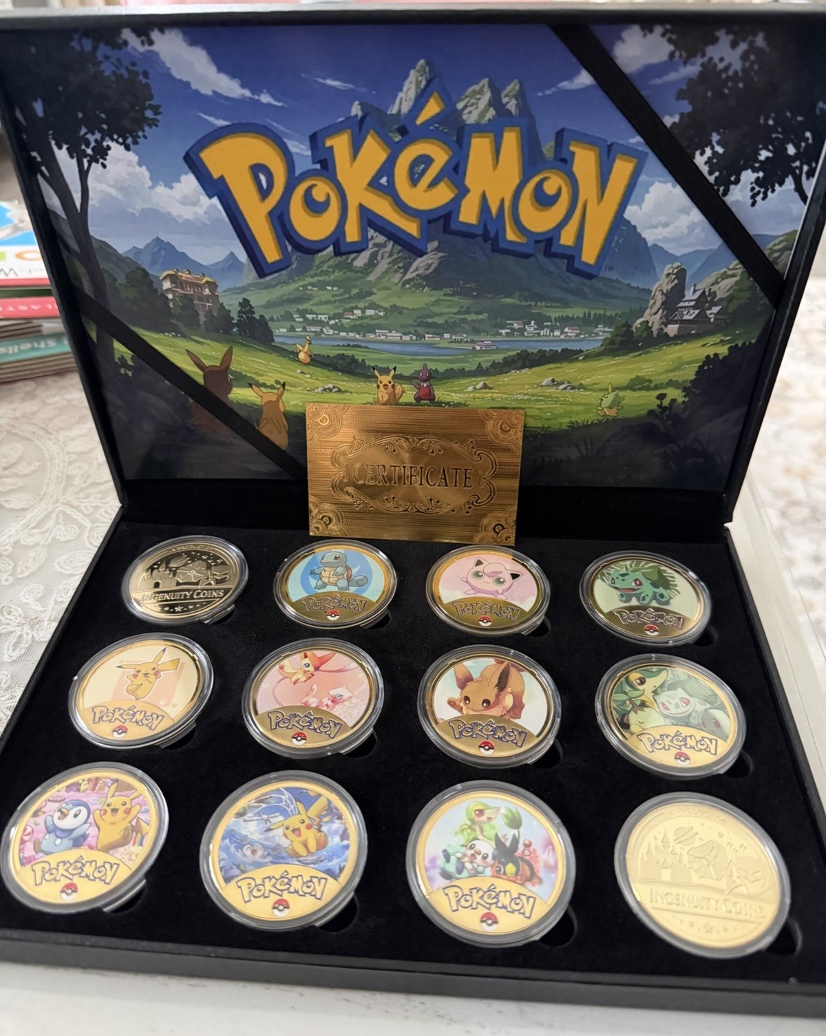 10 Piece Pokémon Collector Set In Case Gold Plated / 2 Place Holders