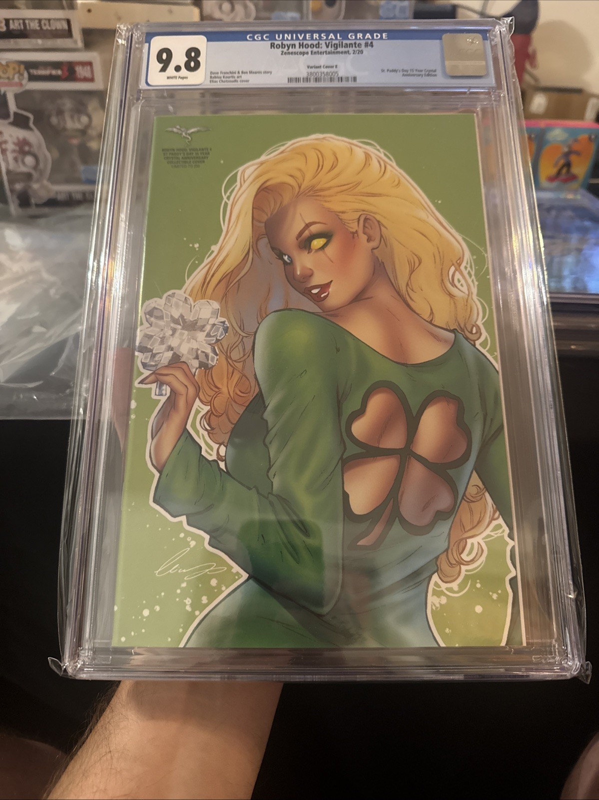 Robyn Hood Vigilante #4 St Patrick’s Day Chatzoudis Variant LTD 250 CGC 9.8 🔥