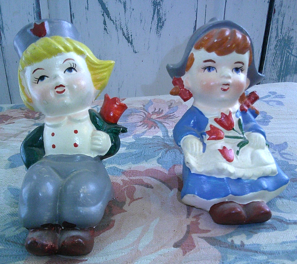 Vintage Japan Ceramic Dutch Boy & Girl Salt & Pepper Shakers Hand Painted
