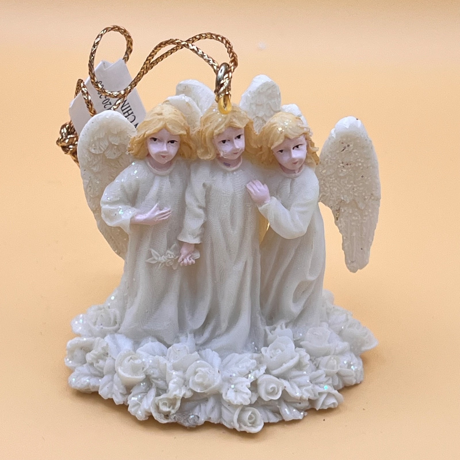 Ganz Three Angels Christmas Ornament White Glitter Wings Roses Base Resin 2\ Ganz Three Angels Christmas Ornament White Glitter Wings Roses Base Resin 2\