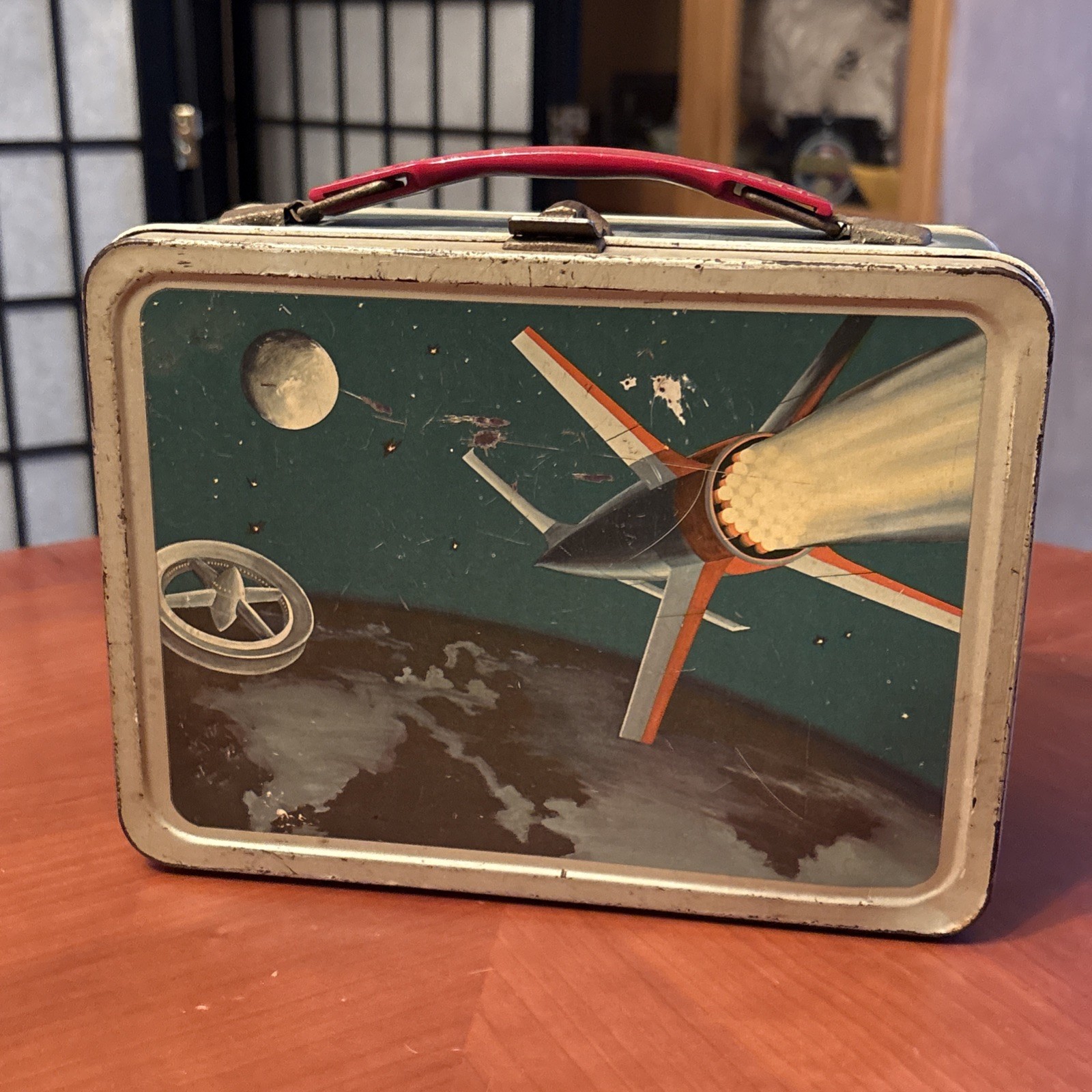 Vintage 1958 Thermos Brand Space Age Astronauts Satellite Lunch Box. No Thermos.