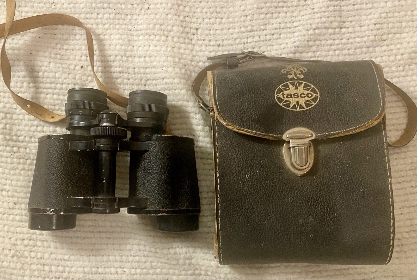 VINTAGE TASCO FK No. 11620 6x30mm BINOCULARS & CASE