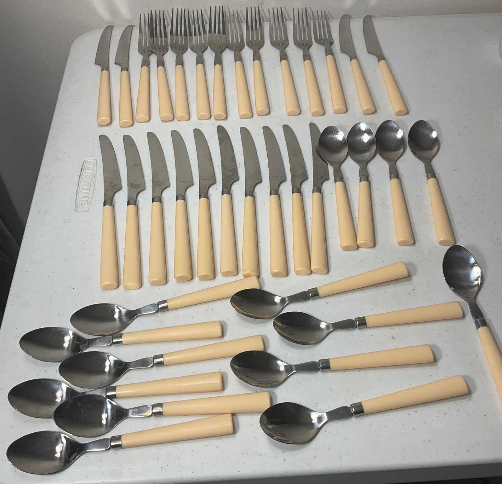 39 Vtg 1980s Stainless Taiwan Cutlery Flatware Set Cream Acrylic Handles Retro