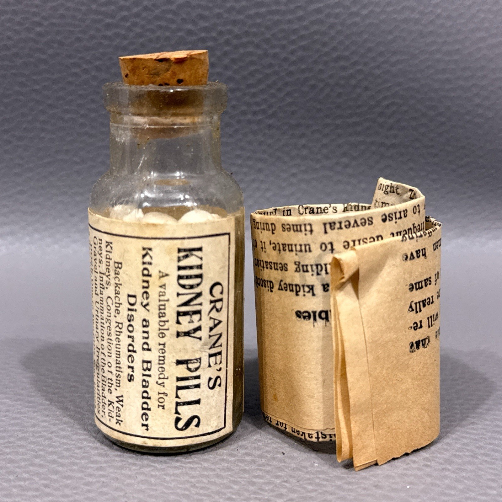 Antique Crane\'s Kidney Pills Chicago Medical Bottle & Insert *Read 2.5\