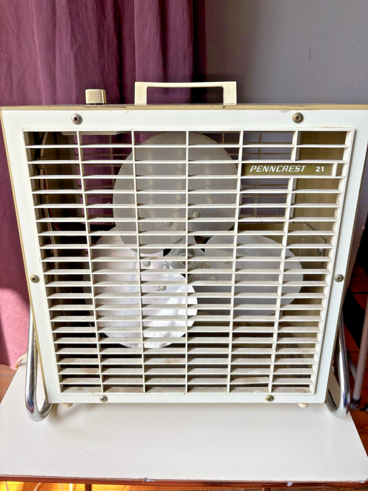 Vintage Penncrest 21 Electric Box Fan Metal Blade Beige Steel 2 Speed + Stand
