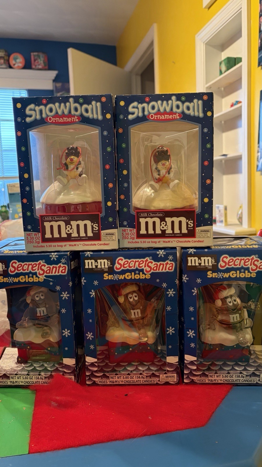 5 M&M’s Secret Santa Snowglobe & Snowball Ornament Candy Holder Multicolor