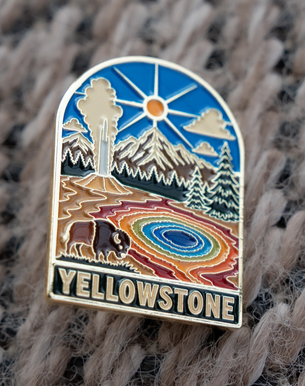 Yellowstone Enamel Pin - National Park Travel Souvenir - Hiking Backpack Pin