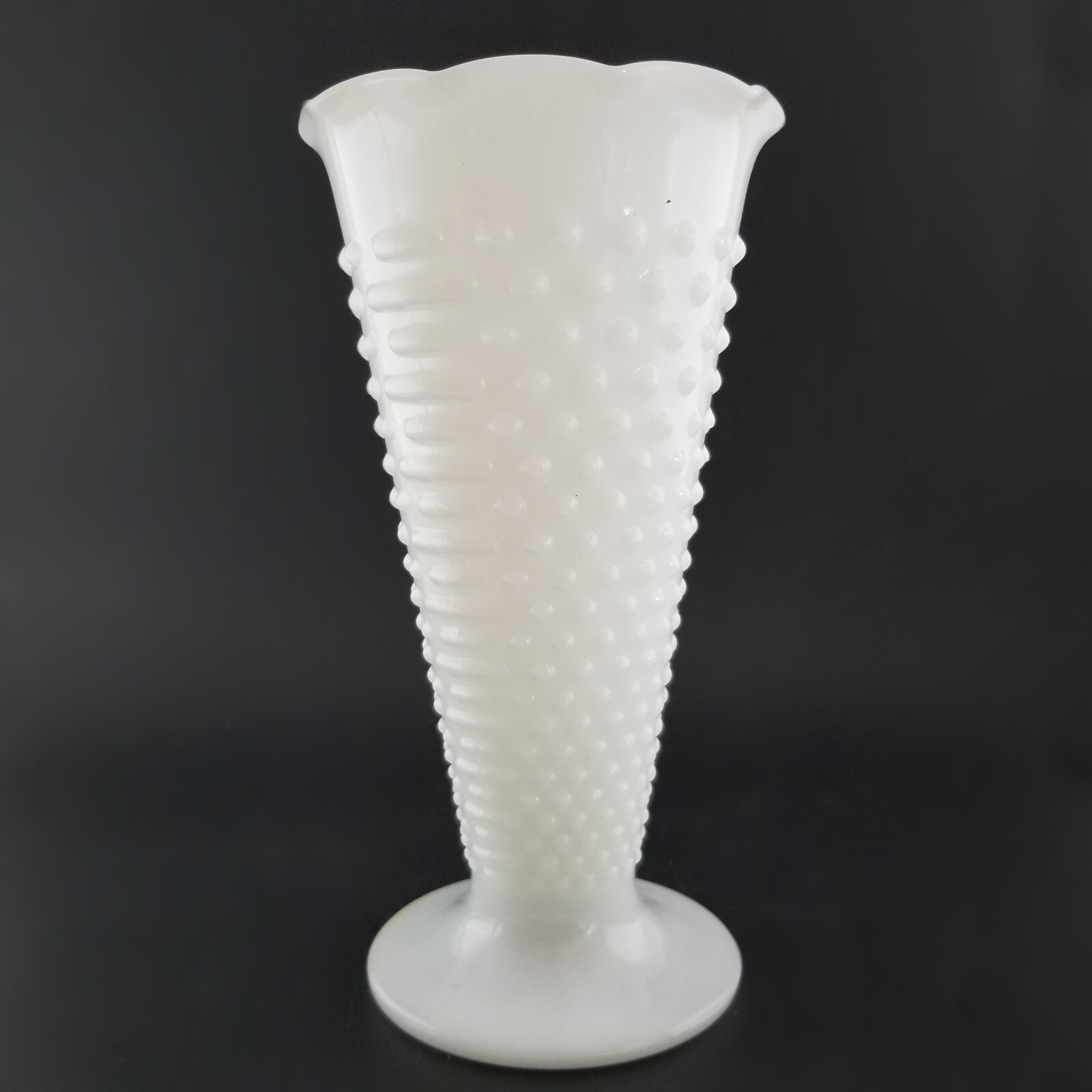 Anchor Hocking Trumpet Milk Glass Flower Vase Hobnail Bars 9.5
