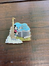 Disney Bay Lake Tower Mickey & Minnie DVC Exclusive Pin 2009 picture