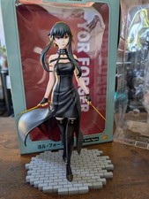 Yor Forger Spy X Family F:NEX 1/7 Figure picture