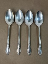 4 SOUP SPOONS Oneida ENCHANTMENT 1881 Rogers LONDON TOWN Silverplate 1952 picture