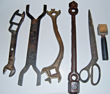 Antique IHC P1189 Socket Wiard Plow Wrench Hood Spud Tool Vintage Lot picture