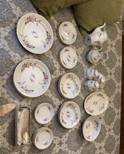 Royal Kent Collection Poland Bavarian Rose 6 Piece China Set with extras picture