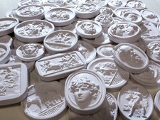 20 Mixed Grand Tour Plaster Intaglios Antique Cameo Traditional Home Wall Seal picture