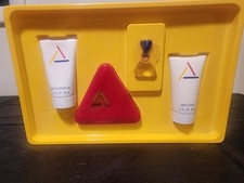 Vintage 4 Piece Liz Claiborne Perfume Gift Set Boxed New picture