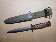 U.S M3 Fighting knife with B.M. CO M8A1 Sheath picture