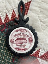 Vintage Renfro Valley Kentucky TRIVET SOUVENIR Cast Iron picture