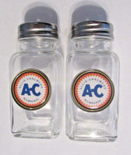 Allis Chalmers Salt & Pepper Shakers, Allis Chalmers Tractor logo shakers picture